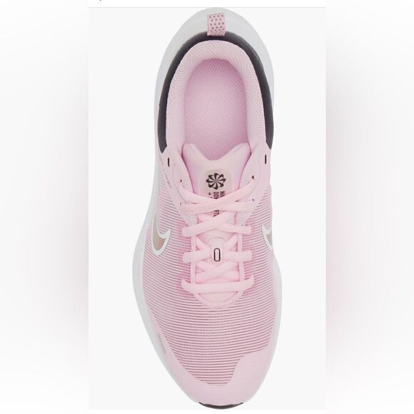 Nike girls Downshifter lightweight comfy Sneaker size 6,5 new in box - Picture 5 of 16